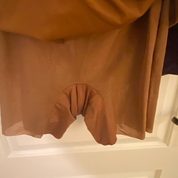 Popilush Shapewear Long Sleeve V-Neck Ruched Bodycon Midi Dress
Brown / XL - Picture 9 of 13